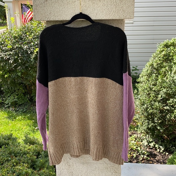 Drop shoulder sweater - Picture 3 of 5